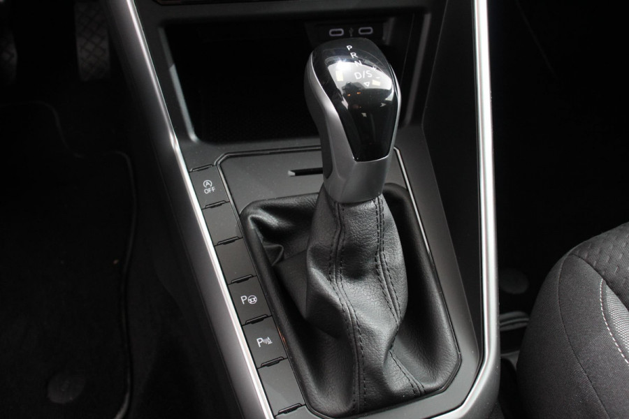 Volkswagen Polo 1.0 TSI DSG Life | Adaptive Cruise Control | Parkeersensoren Voor + Achter | Privacy Glass | LED | Apple Carplay/Android Auto | Virtual Cockpit |