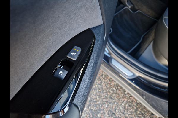 Kia Sportage 1.6 T-GDi Plug-in Hybrid AWD GT-Line | Elektr. Stoelen | Schuif/Kanteldak | Adapt. Cruise | Carplay/Android Auto |