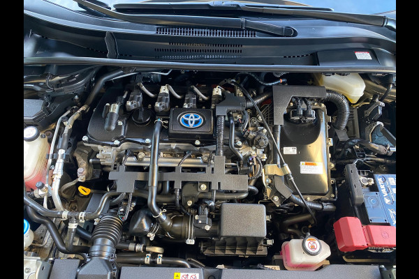 Toyota Corolla Touring Sports 1.8 Hybrid Dynamic Navi Camera 100% Dealer Onderhouden Rijklaarprijs!