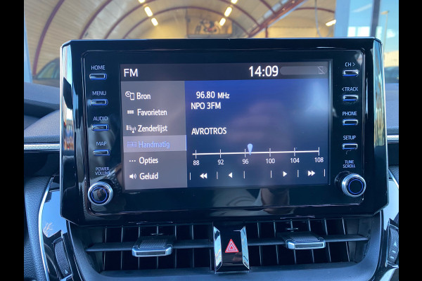 Toyota Corolla Touring Sports 1.8 Hybrid Dynamic Navi Camera 100% Dealer Onderhouden Rijklaarprijs!