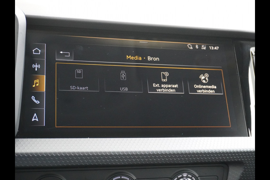Audi A1 Sportback 30TFSI 116PK Virtual Cockpit Apple Carplay Android Auto Navi Airco Cruise Control Pro Line Bluetooth Isofix Rijstrooksensor Origineel Nederlandse Auto