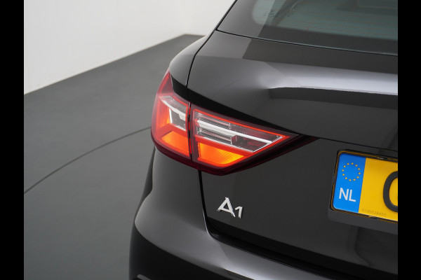 Audi A1 Sportback 30TFSI 116PK Virtual Cockpit Apple Carplay Android Auto Navi Airco Cruise Control Pro Line Bluetooth Isofix Rijstrooksensor Origineel Nederlandse Auto