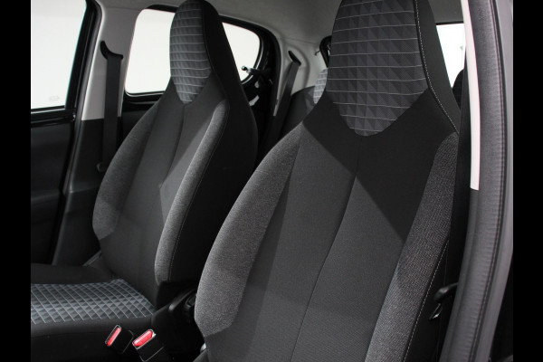 Peugeot 108 1.0 e-VTi Active | Airco | Bluetooth | Led | DAB | 5 deurs