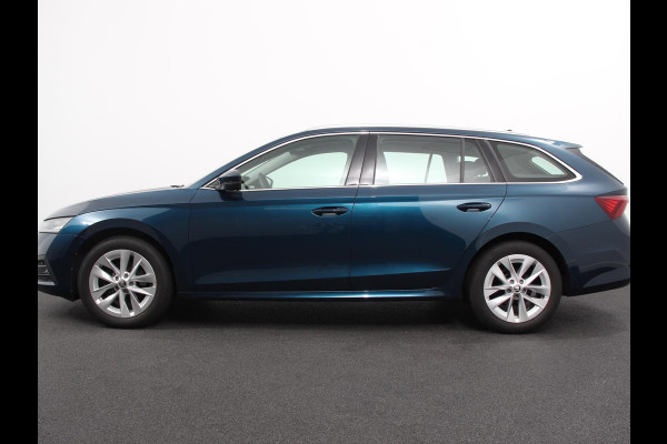 Škoda Octavia Combi 1.0 e-TSI 110pk DSG Style | Navigatie | Apple Carplay/Android Auto| Parkeersensoren | Adaptive Cruise Control | Stoelverwarming | Lane Assist | Attention Assist | Ledverlichting | Afneembare trekhaak | Climatronic | Virtual Cockpit