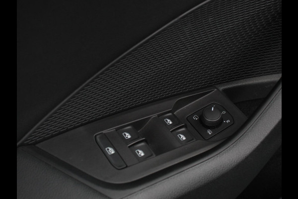 Škoda Octavia Combi 1.0 e-TSI 110pk DSG Style | Navigatie | Apple Carplay/Android Auto| Parkeersensoren | Adaptive Cruise Control | Stoelverwarming | Lane Assist | Attention Assist | Ledverlichting | Afneembare trekhaak | Climatronic | Virtual Cockpit