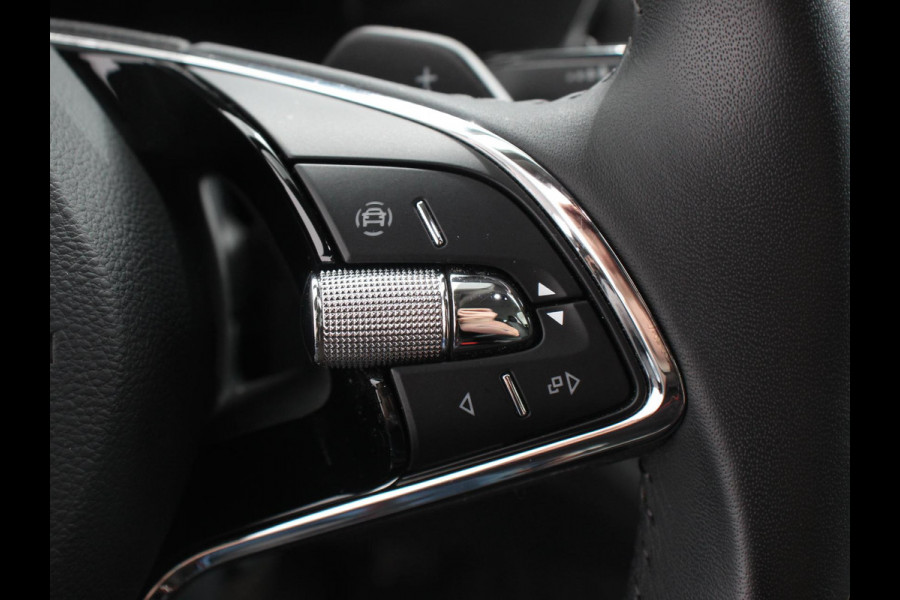Škoda Octavia Combi 1.0 e-TSI 110pk DSG Style | Navigatie | Apple Carplay/Android Auto| Parkeersensoren | Adaptive Cruise Control | Stoelverwarming | Lane Assist | Attention Assist | Ledverlichting | Afneembare trekhaak | Climatronic | Virtual Cockpit