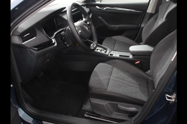 Škoda Octavia Combi 1.0 e-TSI 110pk DSG Style | Navigatie | Apple Carplay/Android Auto| Parkeersensoren | Adaptive Cruise Control | Stoelverwarming | Lane Assist | Attention Assist | Ledverlichting | Afneembare trekhaak | Climatronic | Virtual Cockpit