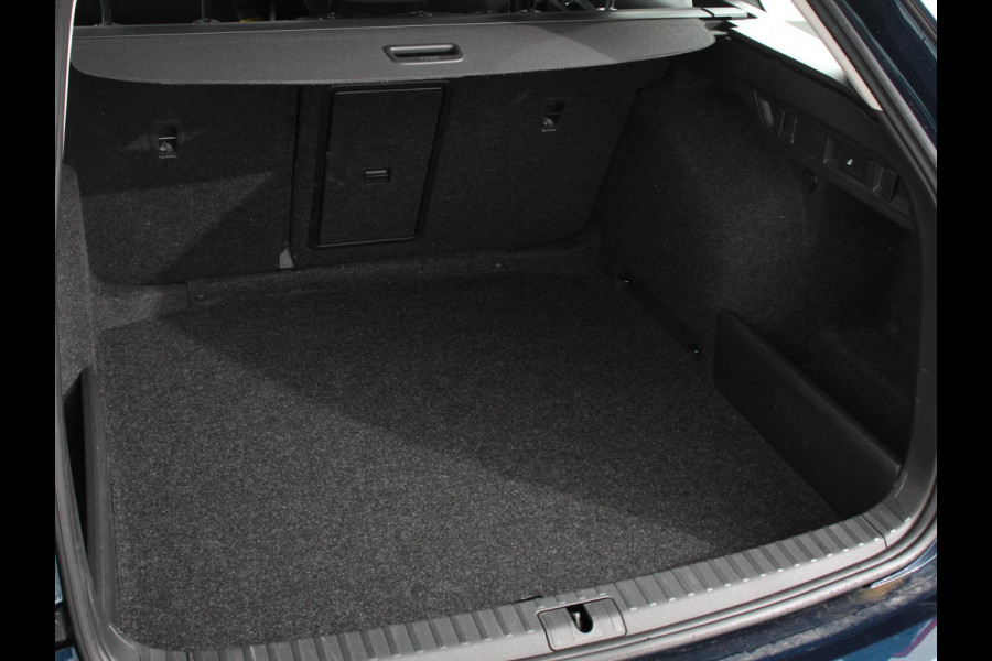 Škoda Octavia Combi 1.0 e-TSI 110pk DSG Style | Navigatie | Apple Carplay/Android Auto| Parkeersensoren | Adaptive Cruise Control | Stoelverwarming | Lane Assist | Attention Assist | Ledverlichting | Afneembare trekhaak | Climatronic | Virtual Cockpit