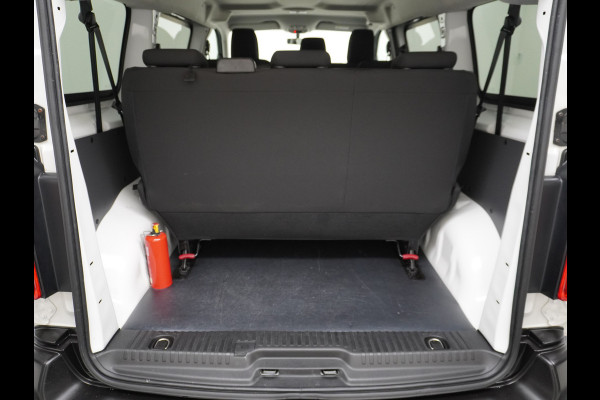 Peugeot e-Expert EV 50kWh 9-Persoons Airco Navi* Apple Carplay Android Auto Cruise Control 3 Zitrijen Dab+ Schuifdeur Privacy Glas Achterdeuren 1e Eigenaar Origineel Nederlandse Auto