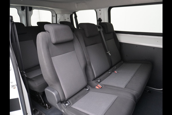 Peugeot e-Expert EV 50kWh 9-Persoons Airco Navi* Apple Carplay Android Auto Cruise Control 3 Zitrijen Dab+ Schuifdeur Privacy Glas Achterdeuren 1e Eigenaar Origineel Nederlandse Auto