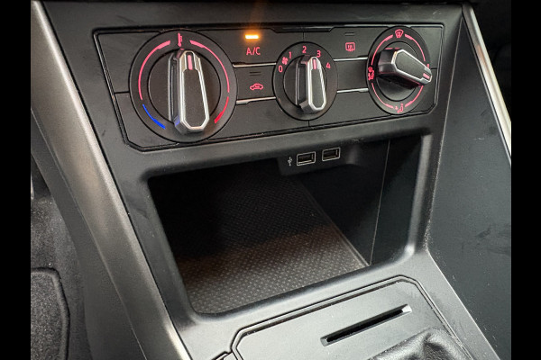 Volkswagen Polo 1.0 TSi 95pk Comfortline Business 5-drs. CAMERA/CARPLAY/NAVI/ADAPT.CRUISE/DAB