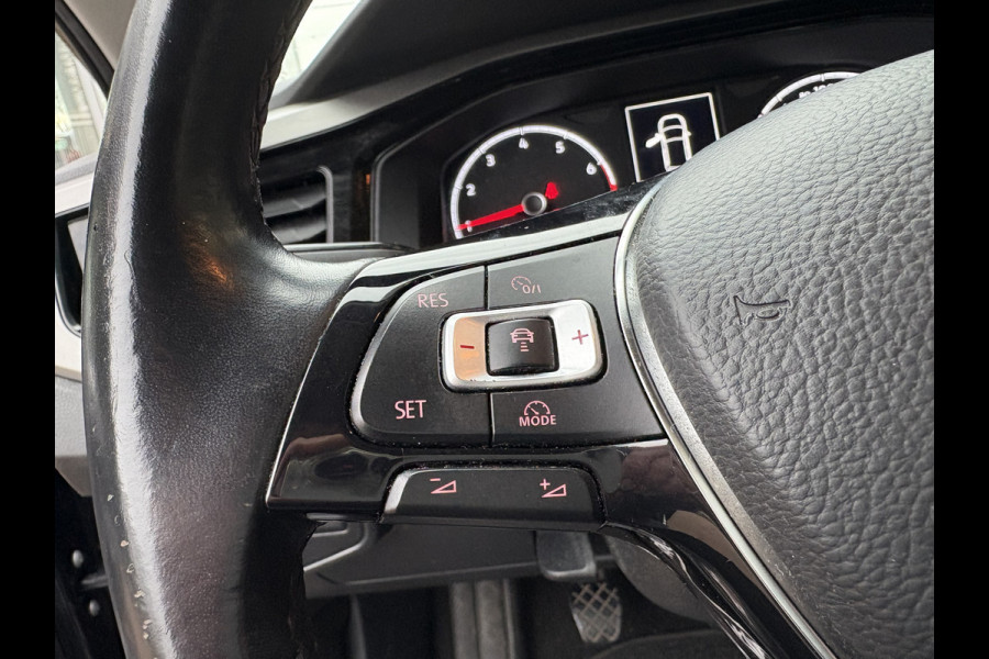 Volkswagen Polo 1.0 TSi 95pk Comfortline Business 5-drs. CAMERA/CARPLAY/NAVI/ADAPT.CRUISE/DAB