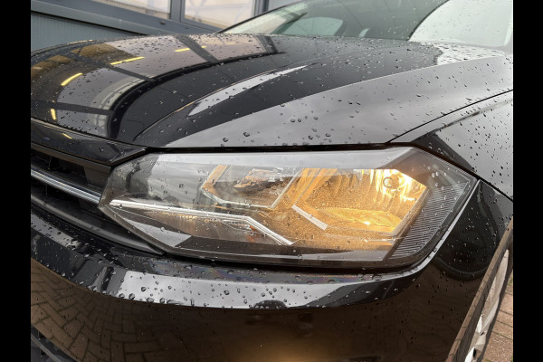 Volkswagen Polo 1.0 TSi 95pk Comfortline Business 5-drs. CAMERA/CARPLAY/NAVI/ADAPT.CRUISE/DAB