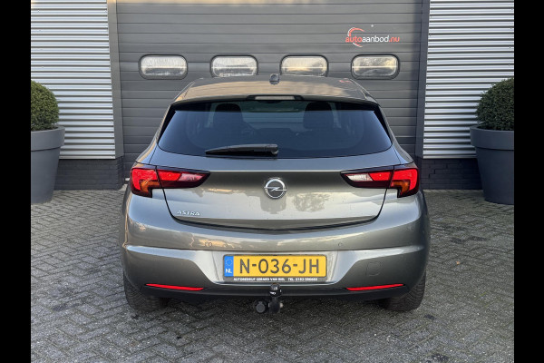 Opel Astra 1.2 Blitz Elegance | Navigatie | Parkeersensoren | Stoel/Stuurverwarming | Lichtmetalen Velgen |