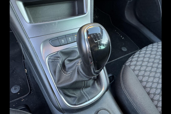 Opel Astra 1.2 Blitz Elegance | Navigatie | Parkeersensoren | Stoel/Stuurverwarming | Lichtmetalen Velgen |