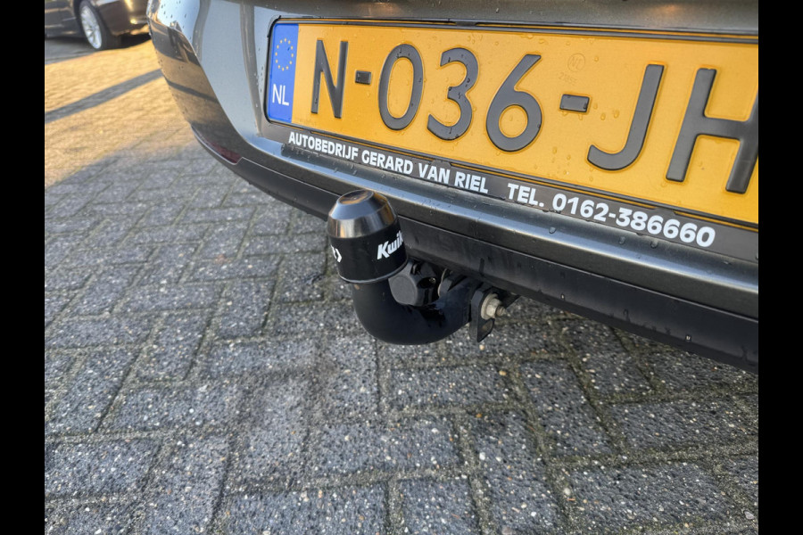 Opel Astra 1.2 Blitz Elegance | Navigatie | Parkeersensoren | Stoel/Stuurverwarming | Lichtmetalen Velgen |