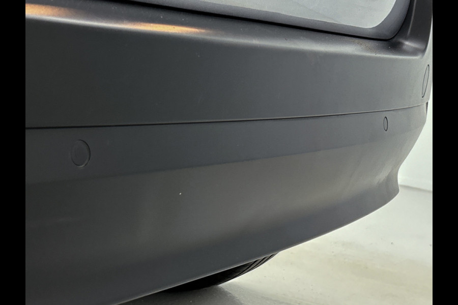 Citroën C3 1.2 82PK 5Drs. PureTech Feel Edition / Distributie vv bij 87.000km./ Airco-ecc. / Navigatie / Pdc.A / Apk 05-2026