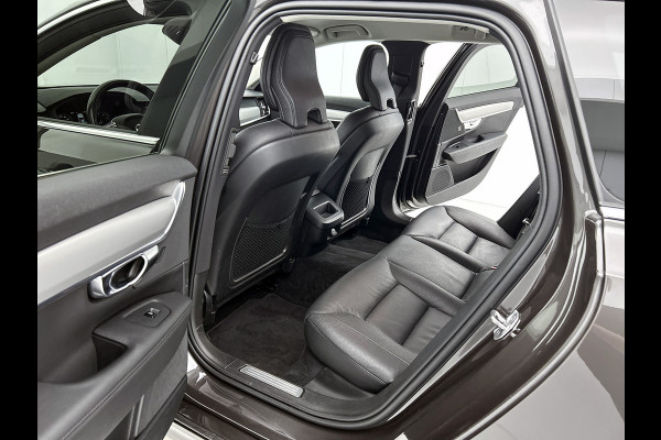 Volvo V90 2.0 B4 198PK Mild Hybrid Business pro automaat / Airco-ecc / Navi / Leder / Adap-cruise / Lmv / Xenon / Car-play / Apk 04-2027
