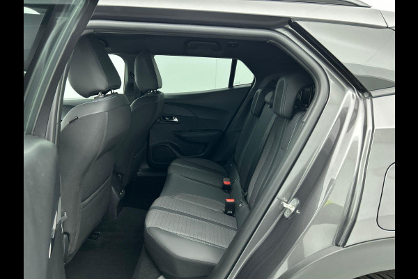 Peugeot 2008 1.2 PureTech 130pk Automaat Allure Pack | Climate control | Cruise control | Navigatie | Parkeersensoren | Apple Carplay/ Android Auto | LED | Lichtmetalen Velgen | Cruise Control