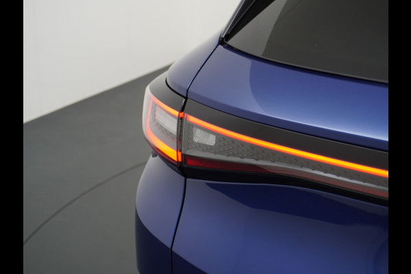 Volkswagen ID.4 First 77kWh Trekhaak Adap.Cruise Camera Pdc Android Auto Apple Carplay Stoelverwarming Navi Ecc Mirrorlink Privacy Glas Lmv Keyless DAB SOH=90% Origineel Nederlandse Auto 1.000KG Trekgewicht