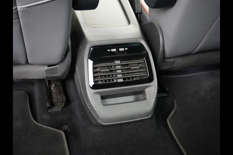 Volkswagen ID.4 First 77kWh Trekhaak Adap.Cruise Camera Pdc Android Auto Apple Carplay Stoelverwarming Navi Ecc Mirrorlink Privacy Glas Lmv Keyless DAB SOH=90% Origineel Nederlandse Auto 1.000KG Trekgewicht