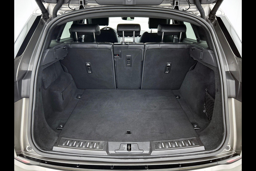 Land Rover Range Rover Evoque P300e AWD R-Dynamic SE