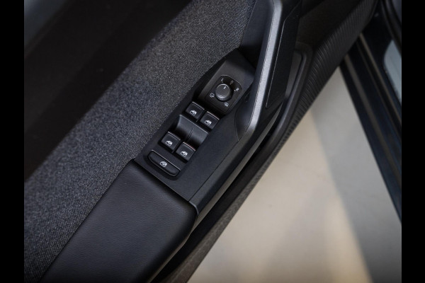 Seat Leon 1.5 TSI Style Ultimate Edition / 150pk / Keyless / Stoel en stuurverwarming /