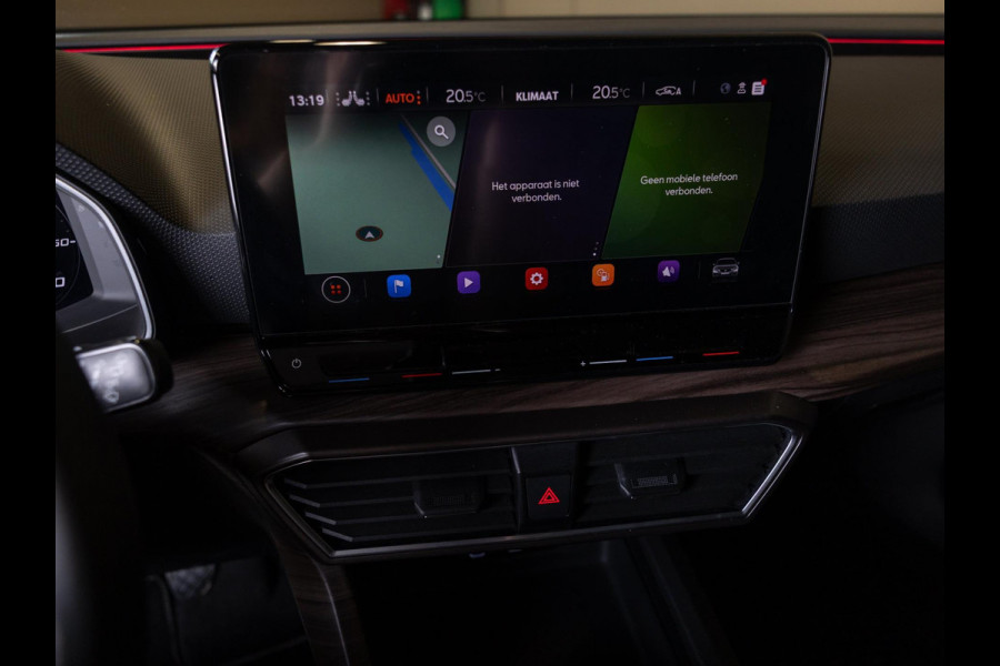 Seat Leon 1.5 TSI Style Ultimate Edition / 150pk / Keyless / Stoel en stuurverwarming /