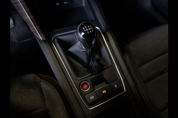 Seat Leon 1.5 TSI Style Ultimate Edition / 150pk / Keyless / Stoel en stuurverwarming /