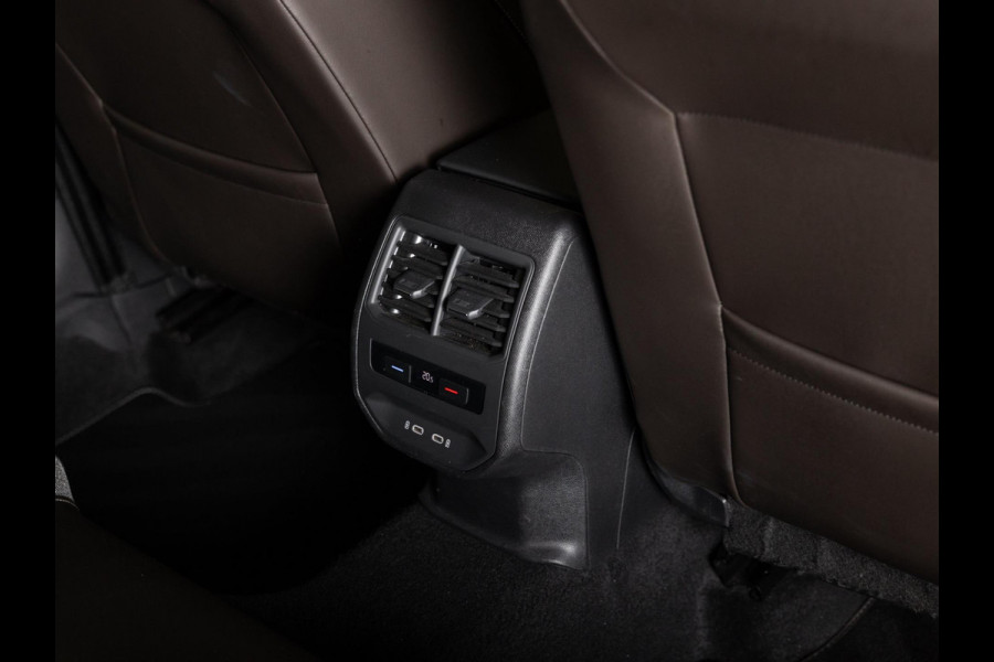 Seat Leon 1.5 TSI Style Ultimate Edition / 150pk / Keyless / Stoel en stuurverwarming /