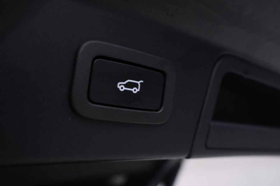 Land Rover Range Rover Velar 2.0 P400e Panorama 360graden, Climate,