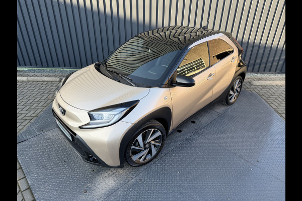 Toyota Aygo X 1.0 VVT-i S-CVT Premium / Bi tone | JBL | Clima | PDC V+A | Rijklaar!!
