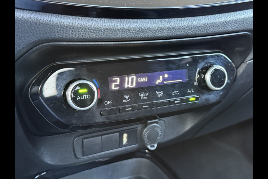 Toyota Aygo X 1.0 VVT-i S-CVT Premium / Bi tone | JBL | Clima | PDC V+A | Rijklaar!!