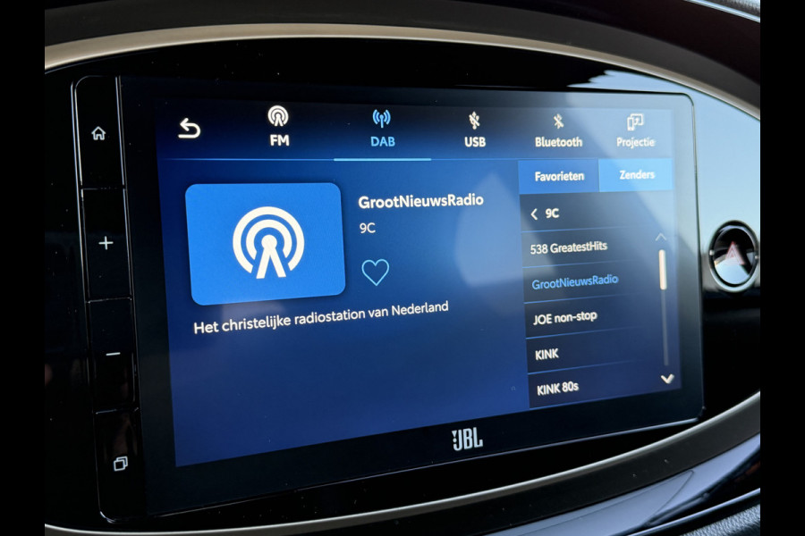 Toyota Aygo X 1.0 VVT-i S-CVT Premium / Bi tone | JBL | Clima | PDC V+A | Rijklaar!!