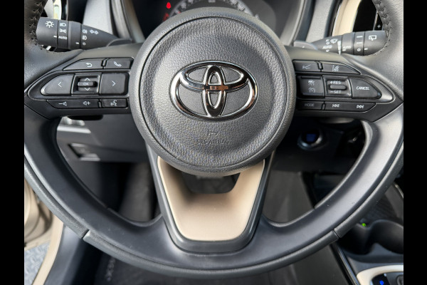 Toyota Aygo X 1.0 VVT-i S-CVT Premium / Bi tone | JBL | Clima | PDC V+A | Rijklaar!!