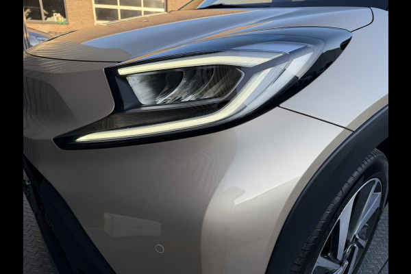 Toyota Aygo X 1.0 VVT-i S-CVT Premium / Bi tone | JBL | Clima | PDC V+A | Rijklaar!!