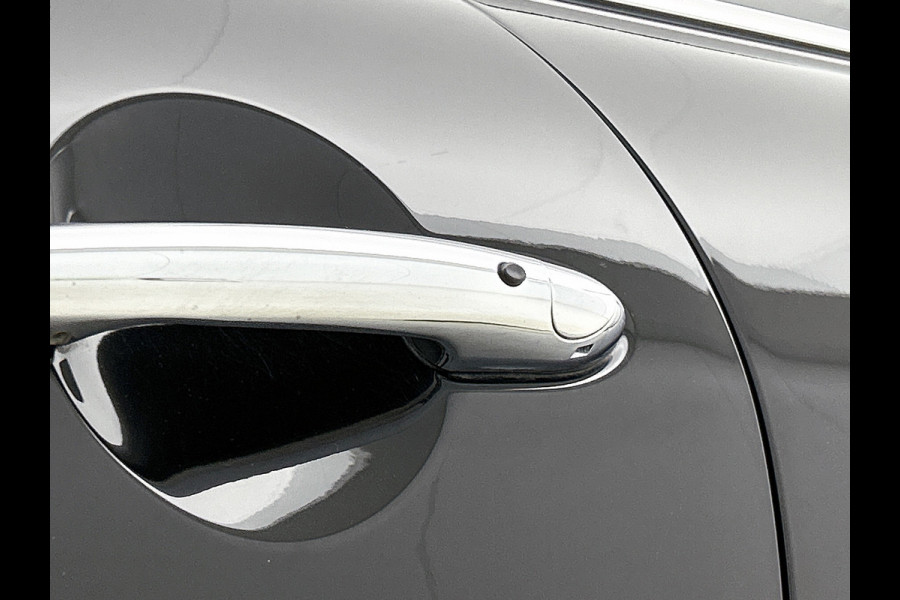 MINI Mini 2.0 Cooper S JCW Chili Serious Business (Dealer OnderH, Bucket Seats, Carplay, Navi Pro, Parkeerhulp, Stoelv, Etc)