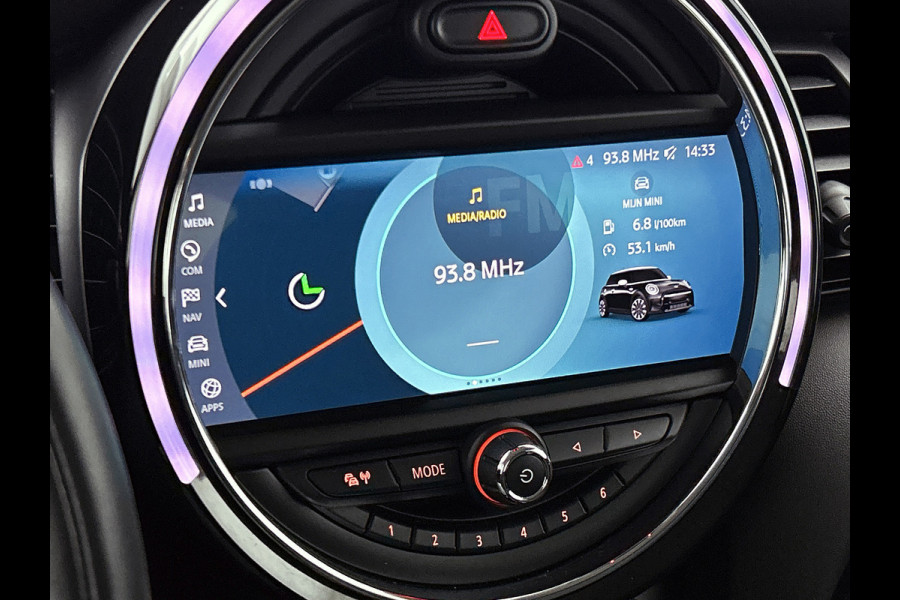 MINI Mini 2.0 Cooper S JCW Chili Serious Business (Dealer OnderH, Bucket Seats, Carplay, Navi Pro, Parkeerhulp, Stoelv, Etc)