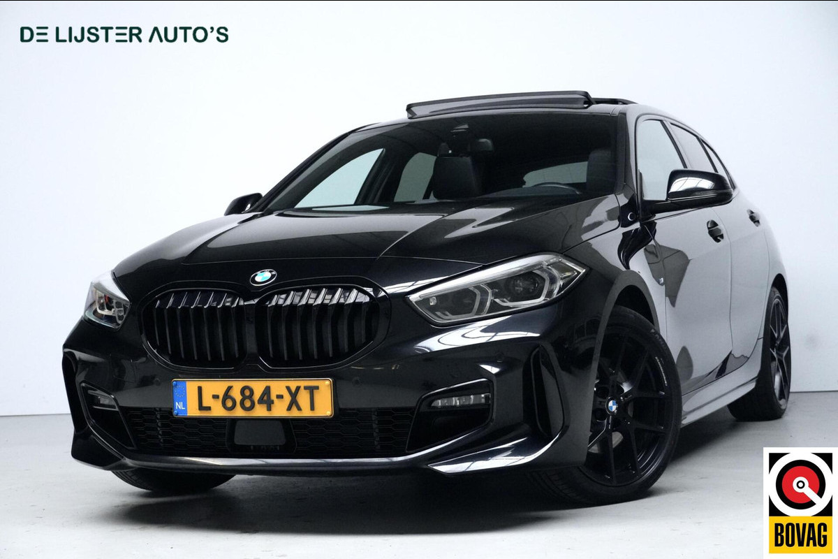 BMW 1-serie 118i M Sport High Executive 136 PK | Pano-dak | CarPlay | Stoel + Stuurverwarming | Camera | Led | Pdc |