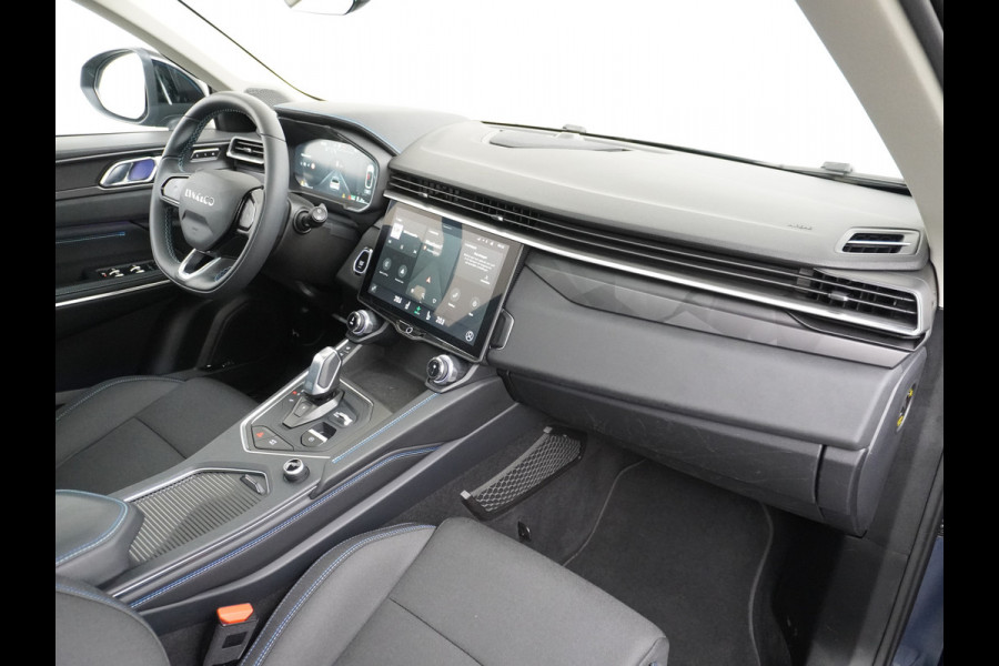 Lynk & Co 01 PHEV AUT-7 261pk Pano-Schuifdak Lmv 20" 360°Camera Apple Carplay Android Auto Adap.Cruise Navi Pdc Ecc Keyless Led Plug-In Hybri Elek.Memory.Stoel File assistent Dodehoek detector Elektrisch bedienbare achterklep Rijstrooksensor Wifi Verkeersbord detectie 425Nm koppel 3,7kw laadvermogen €41.882 Nieuwprijs 1e Eigenaar Origineel NLse auto!