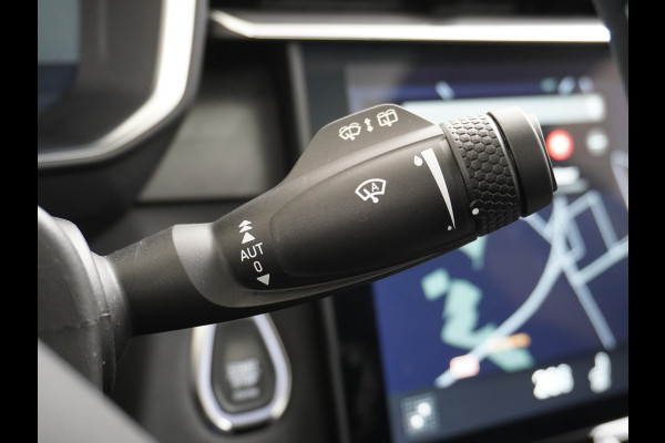 Lynk & Co 01 PHEV AUT-7 261pk Pano-Schuifdak Lmv 20" 360°Camera Apple Carplay Android Auto Adap.Cruise Navi Pdc Ecc Keyless Led Plug-In Hybri Elek.Memory.Stoel File assistent Dodehoek detector Elektrisch bedienbare achterklep Rijstrooksensor Wifi Verkeersbord detectie 425Nm koppel 3,7kw laadvermogen €41.882 Nieuwprijs 1e Eigenaar Origineel NLse auto!