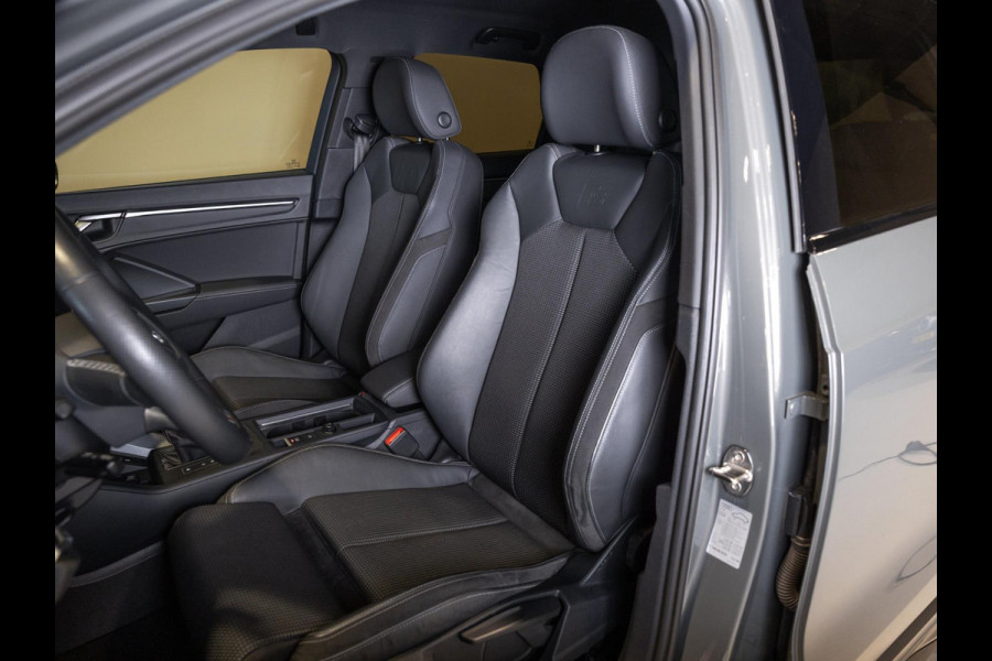 Audi Q3 35 TFSI 2x S-Line / 150pk / Trekhaak / Achteruitrij camera / Stoelverwarming /