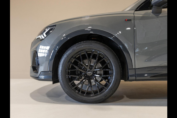Audi Q3 35 TFSI 2x S-Line / 150pk / Trekhaak / Achteruitrij camera / Stoelverwarming /