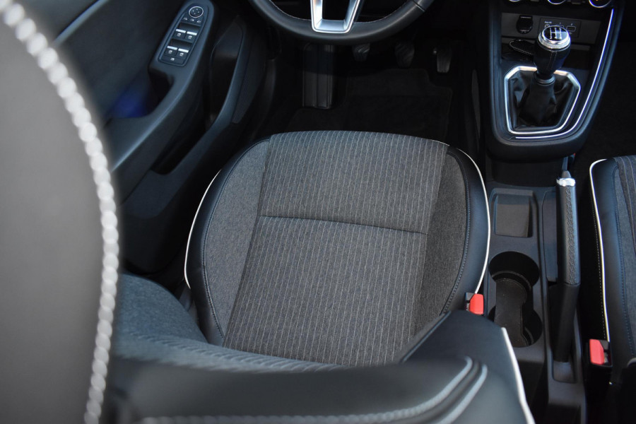 Renault Clio 1.0 TCe 100PK Intens | PDC | Carplay | LED | Keyless |