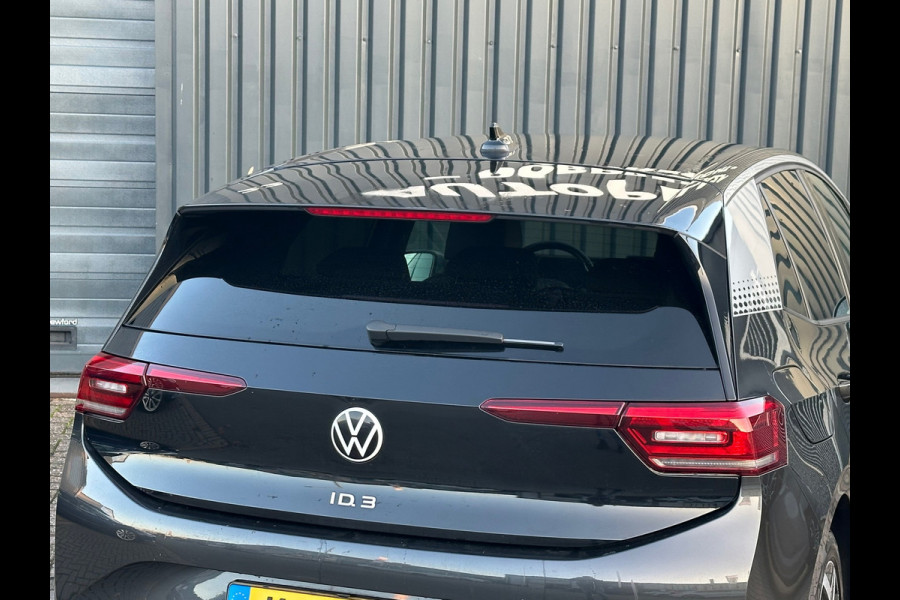 Volkswagen ID.3 First Plus 58 kWh CAMERA / STOELVERW.
