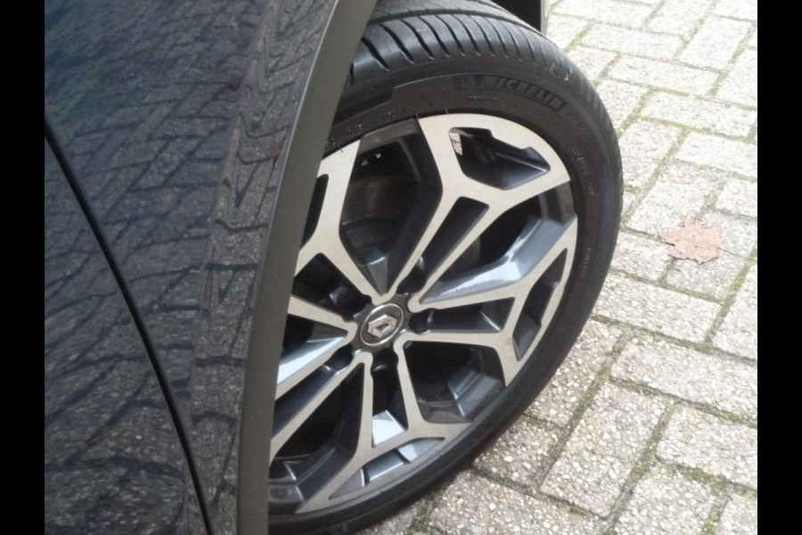 Renault Kadjar 1.3 TCe Intens Aut.|Panodak|Blindspot|Afn.Trekhaak|Camera|Keyless-Entry/Go|Navi|Cruise-Control