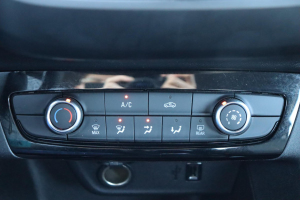 Opel Corsa 1.2 Edition org.NL Apple carplay, Android auto