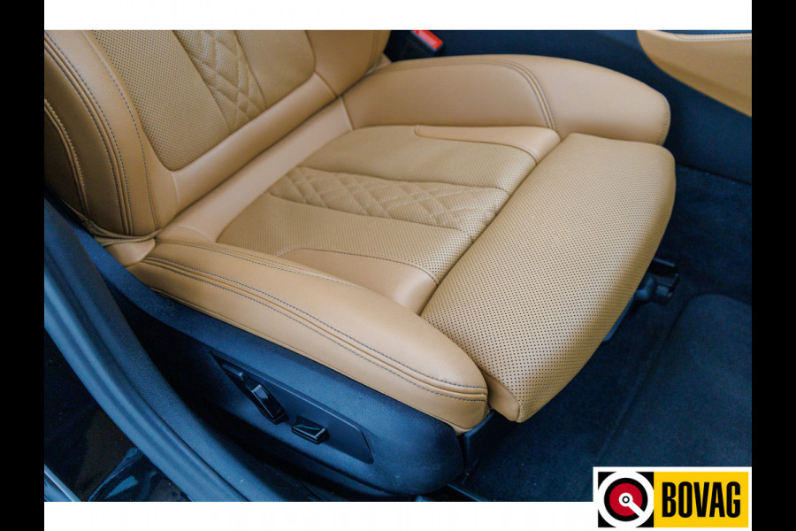 BMW 5 Serie 545e xDrive High Exec. M-sport Black Edition 394 PK | Open Dak | Trekhaak elec. | Volledig leder 360 Camera, Stoel- en stuurverwarming