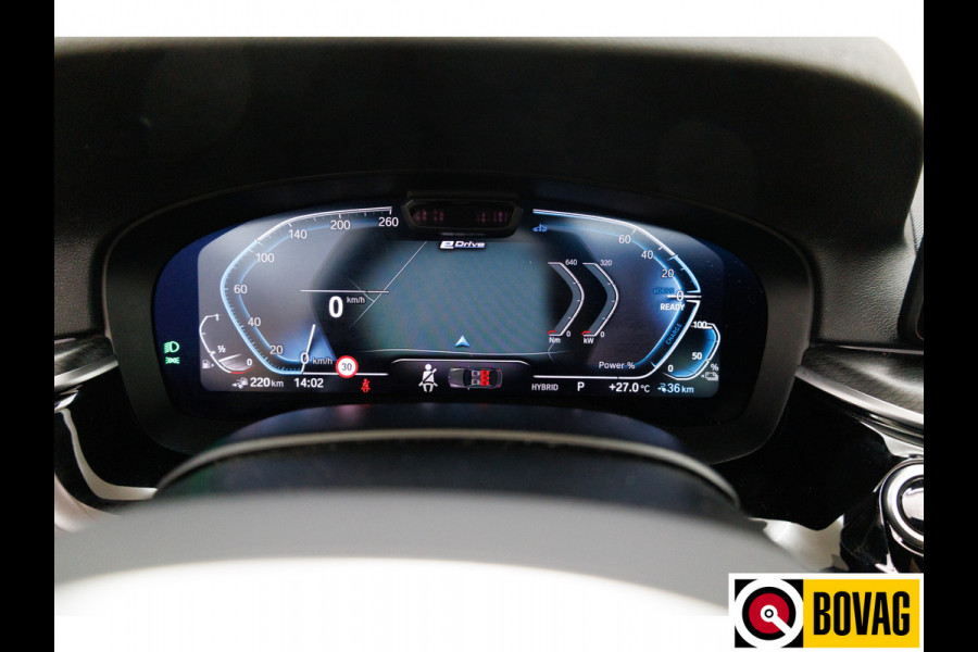 BMW 5 Serie 545e xDrive High Exec. M-sport Black Edition 394 PK | Open Dak | Trekhaak elec. | Volledig leder 360 Camera, Stoel- en stuurverwarming