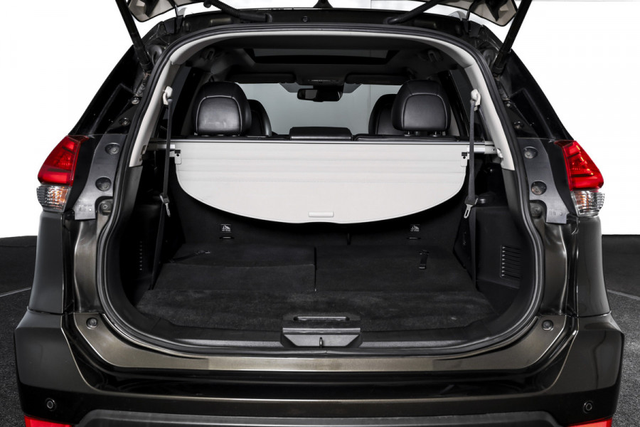 Nissan X-Trail 1.6 DIG-T 165 PK Tekna 7p. Orig. NL | S/K-Panodak | Cruise | Stoel-+Stoelverw. | PDC | 360 Camera | NAV | ECC | Elek. Klep | Trekhaak | LM 19" |